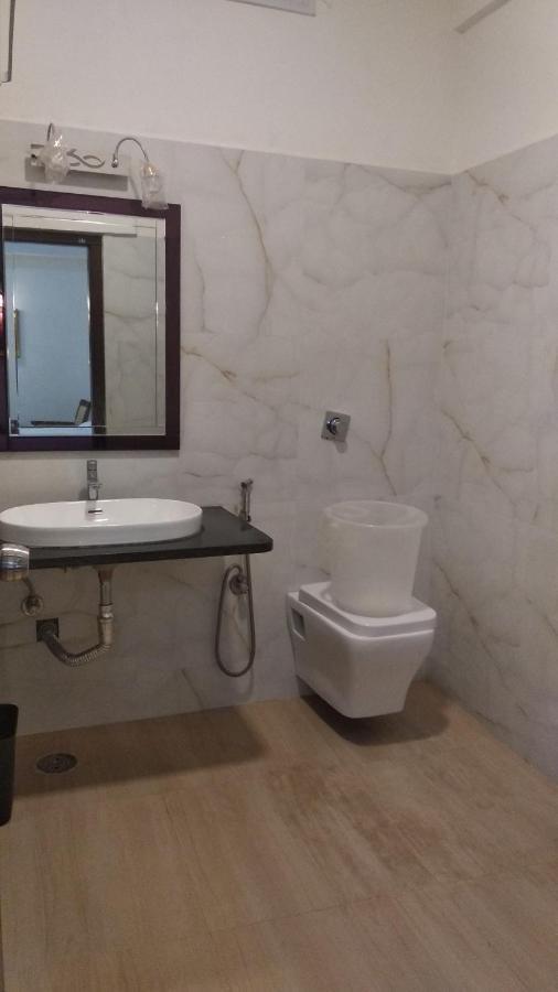 Grand Milestone Hotel Mysuru Zewnętrze zdjęcie